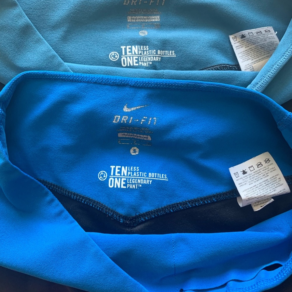 Nike 2 pair capris - Picture 9 of 10